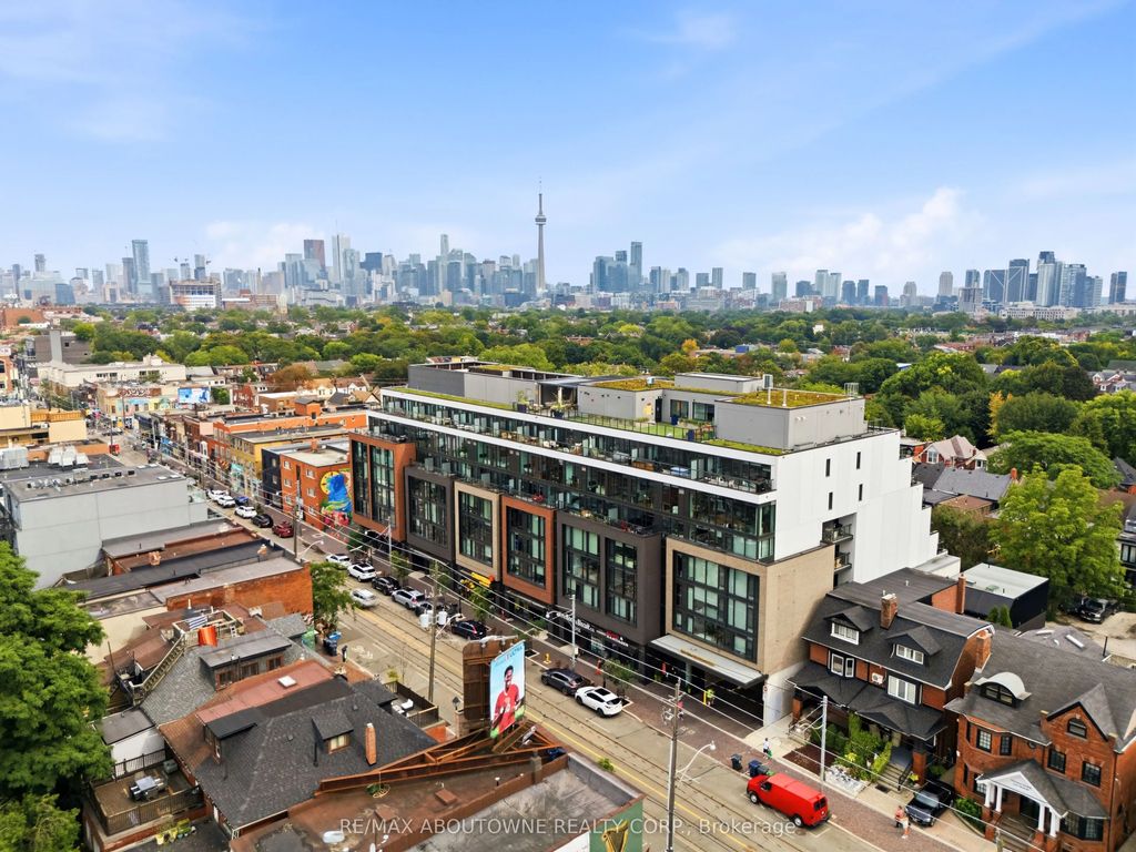 899 College Street Ph618, Toronto C01
