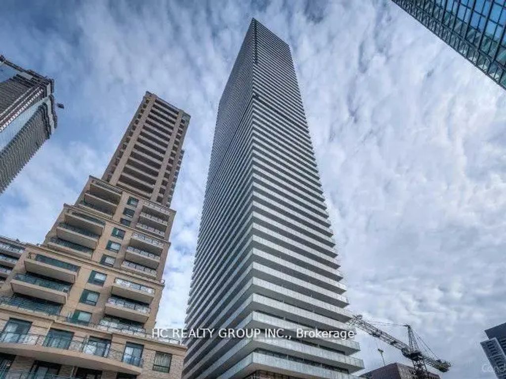 42 Charles Street E 1709, Toronto C08