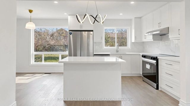 91 Whitehorn Crescent, Toronto C15