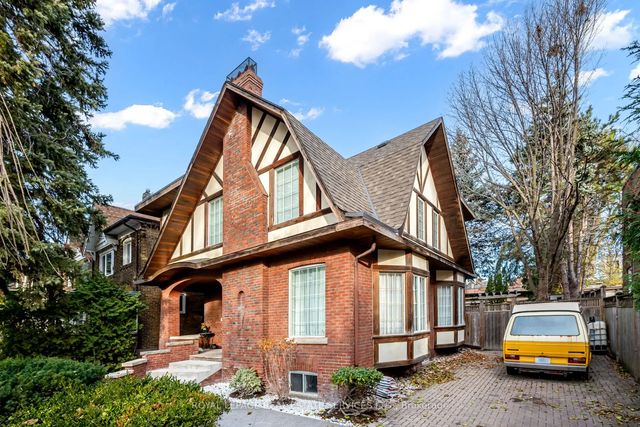 127 Rusholme Road E Lower, Toronto C01