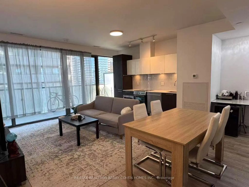 50 Charles Street E 3407, Toronto C08