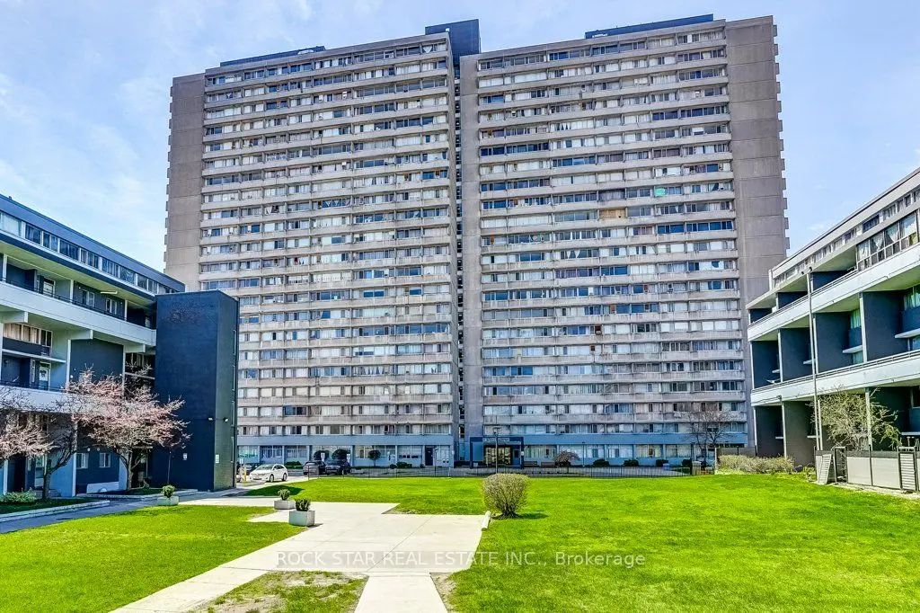 10 Sunny Glenway 708, Toronto C11