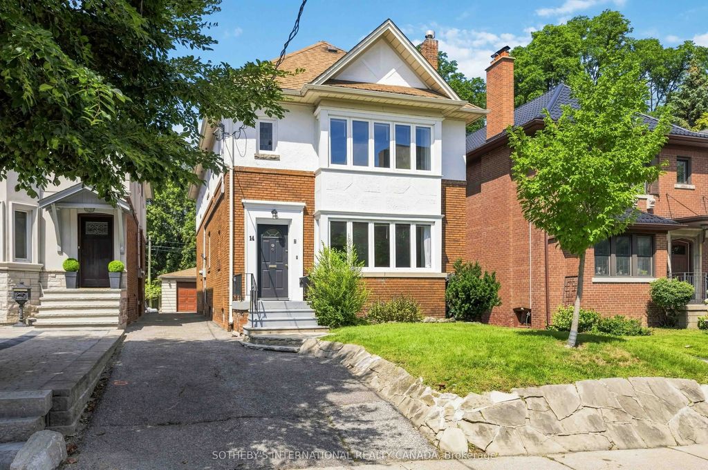 14 Kilbarry Road Main, Toronto C02
