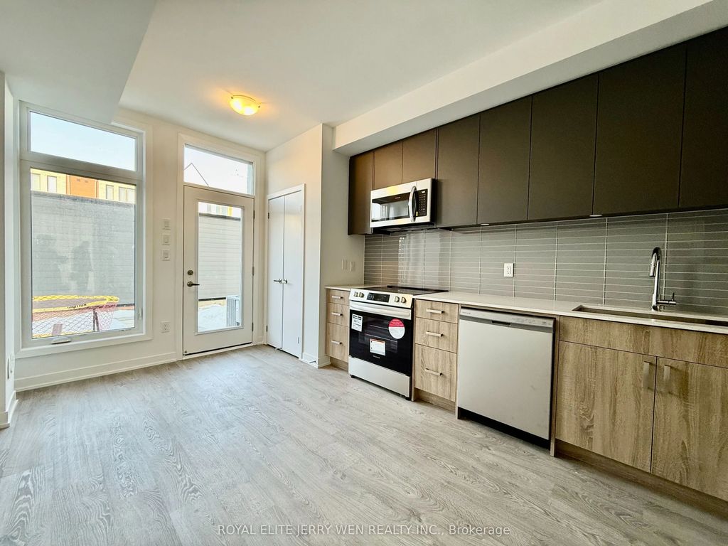 16 Turtle Island Road, Toronto C04