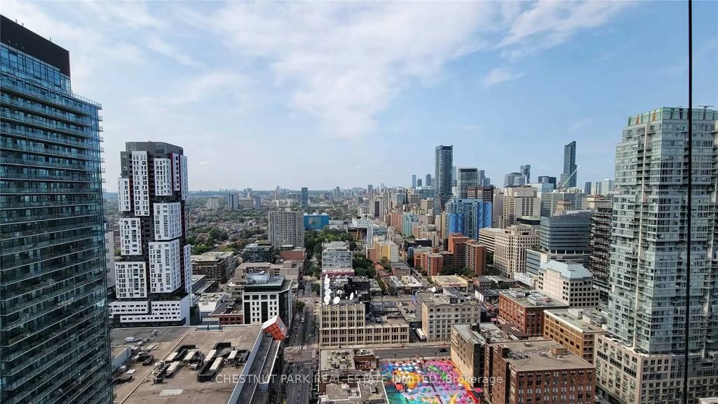 99 John Street 3307, Toronto C01