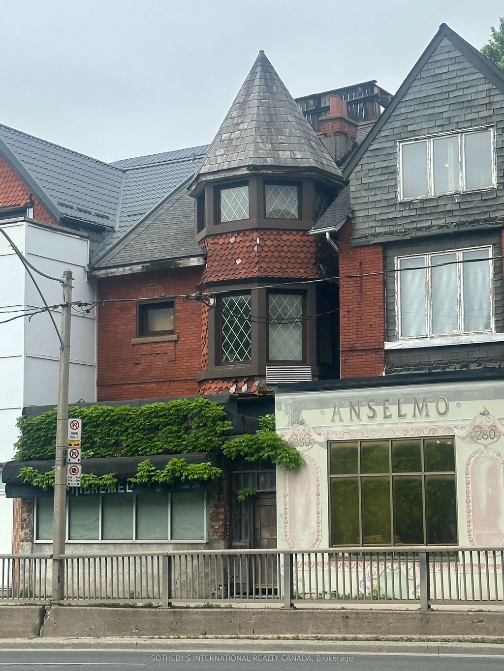278 Avenue Road, Toronto C02