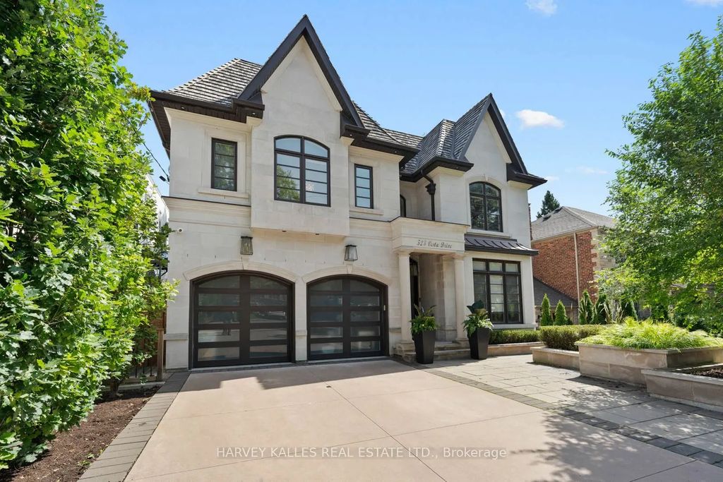523 Vesta Drive, Toronto C03