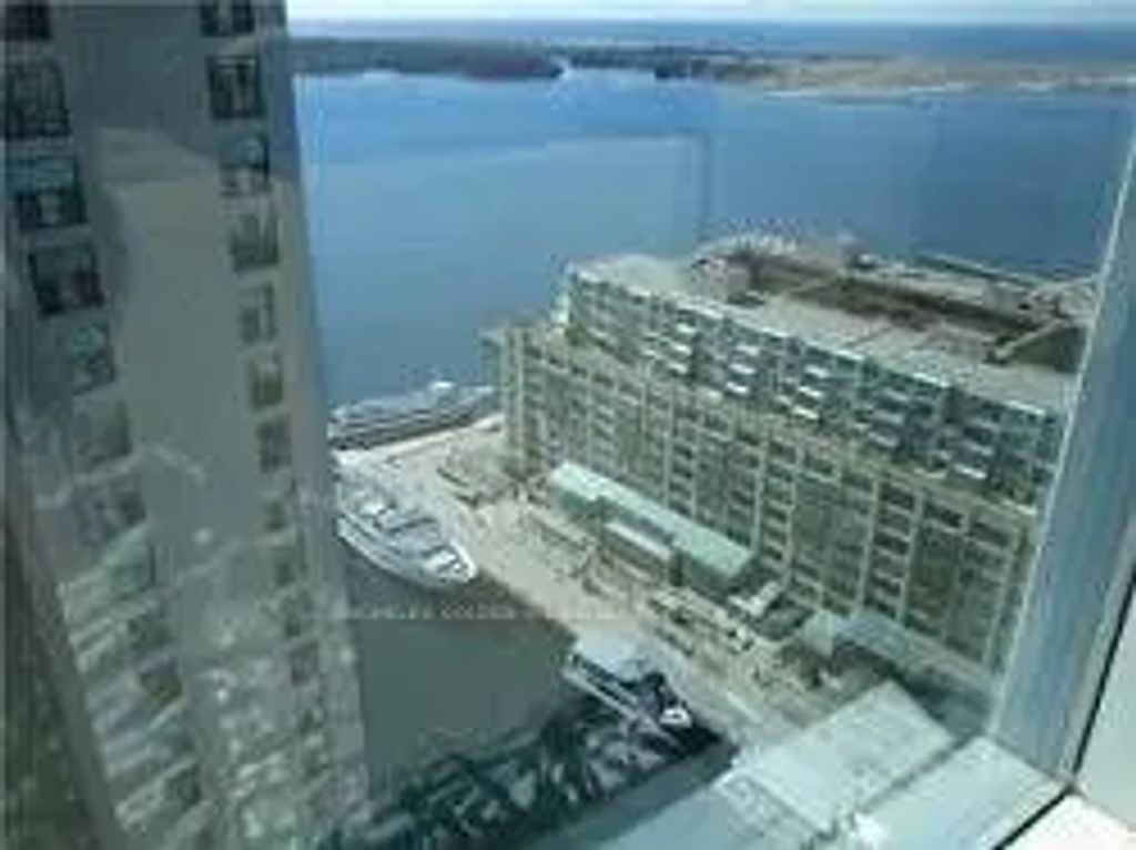 77 Harbour Square 3307, Toronto C01