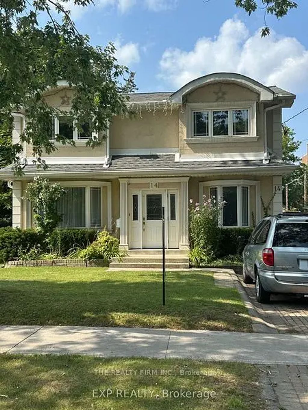 14 Pleasant Avenue, Toronto C07
