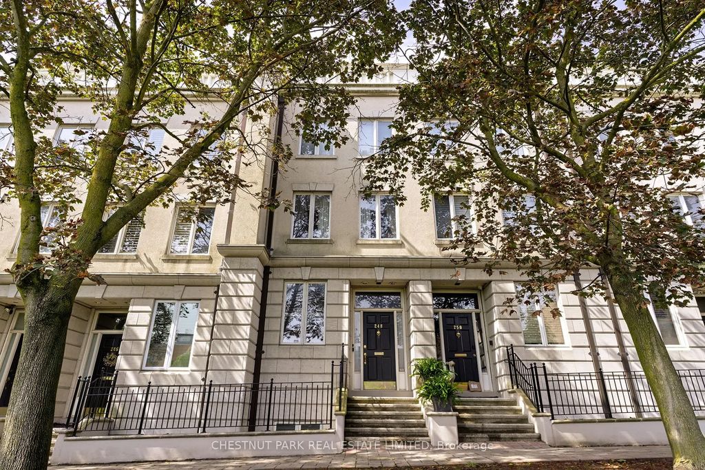 248 Spadina Road, Toronto C02