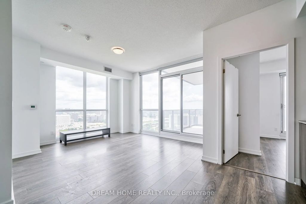 32 Forest Manor Road 2208, Toronto C15