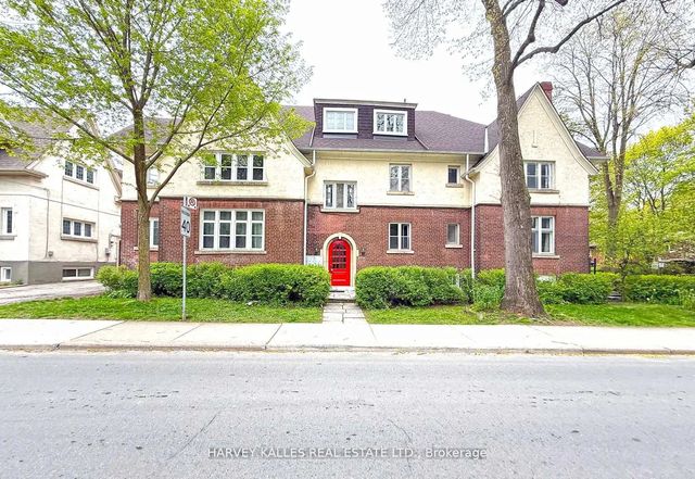 807 Duplex Avenue Bsmt, Toronto C04