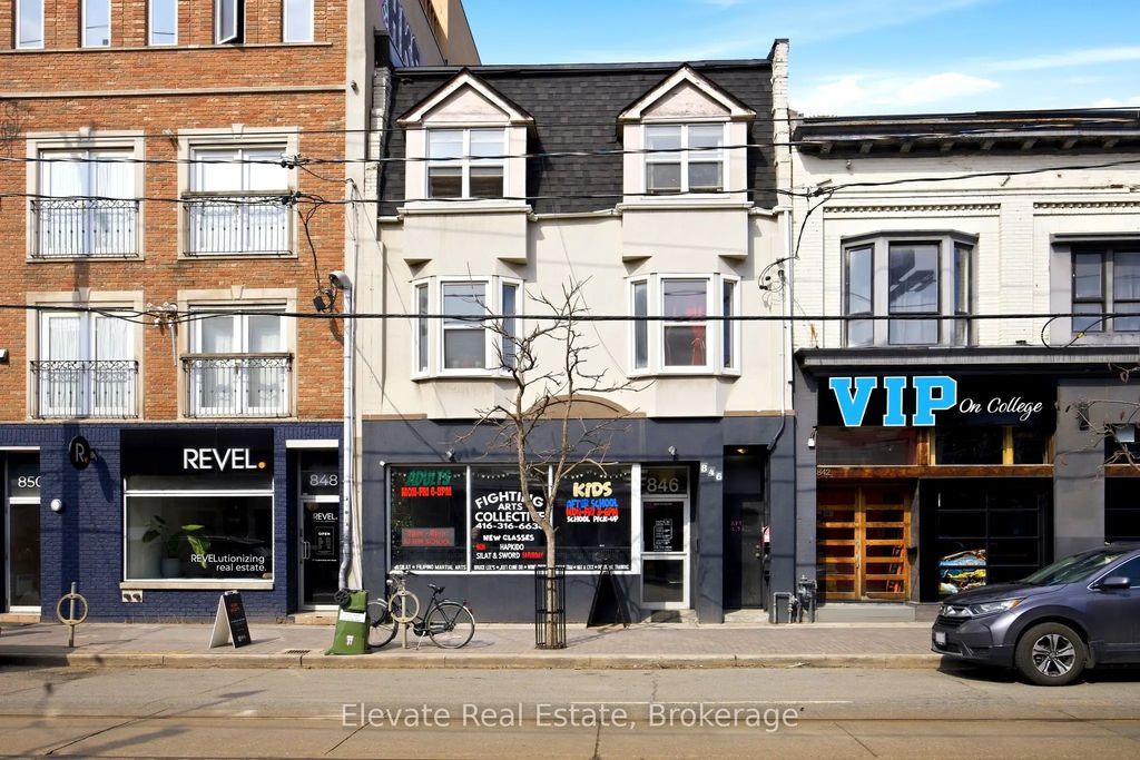 846 College Street, Toronto C01