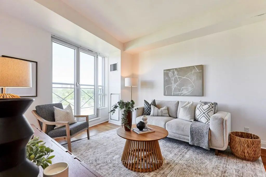 20 Scrivener Square 806, Toronto C09