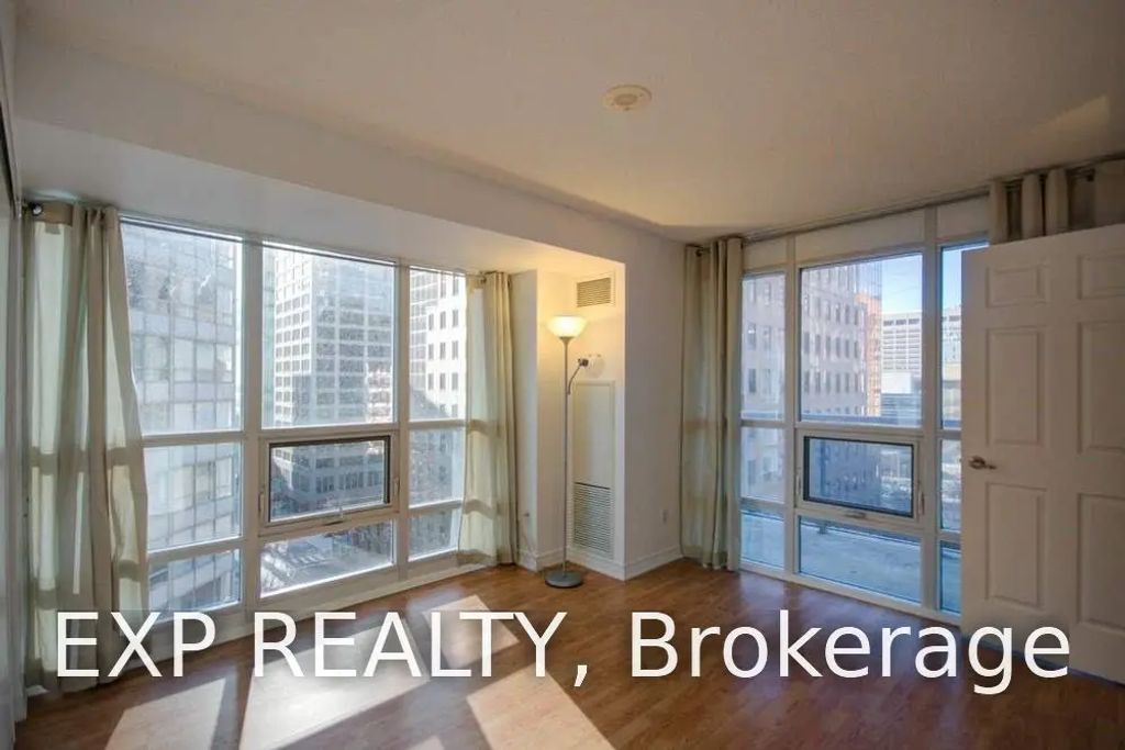 761 Bay Street 809, Toronto C01