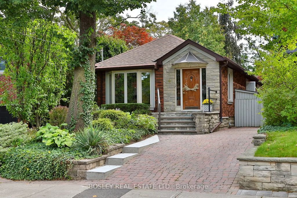 9 Cameron Crescent, Toronto C11