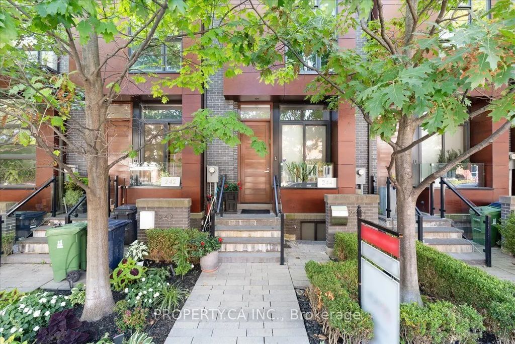 244 Manning Avenue, Toronto C01