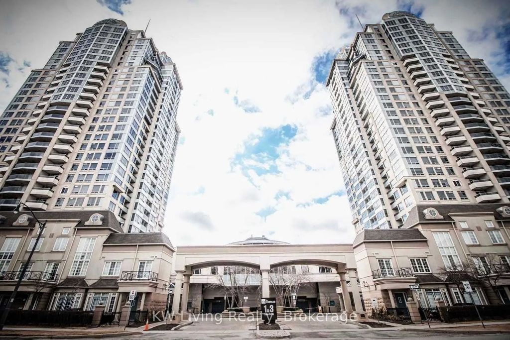3 Rean Drive 2005, Toronto C15