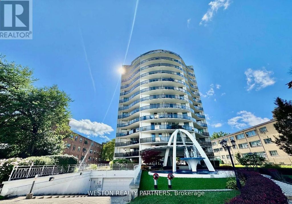 44 Walmer Road 801, Toronto C02