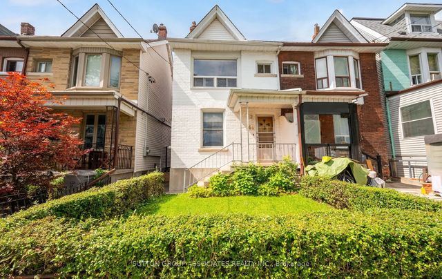 144 Bellwoods Avenue, Toronto C01