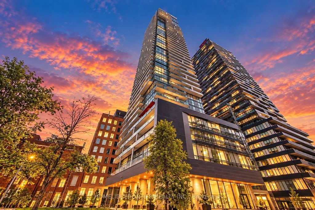 39 Roehampton Avenue 704, Toronto C10