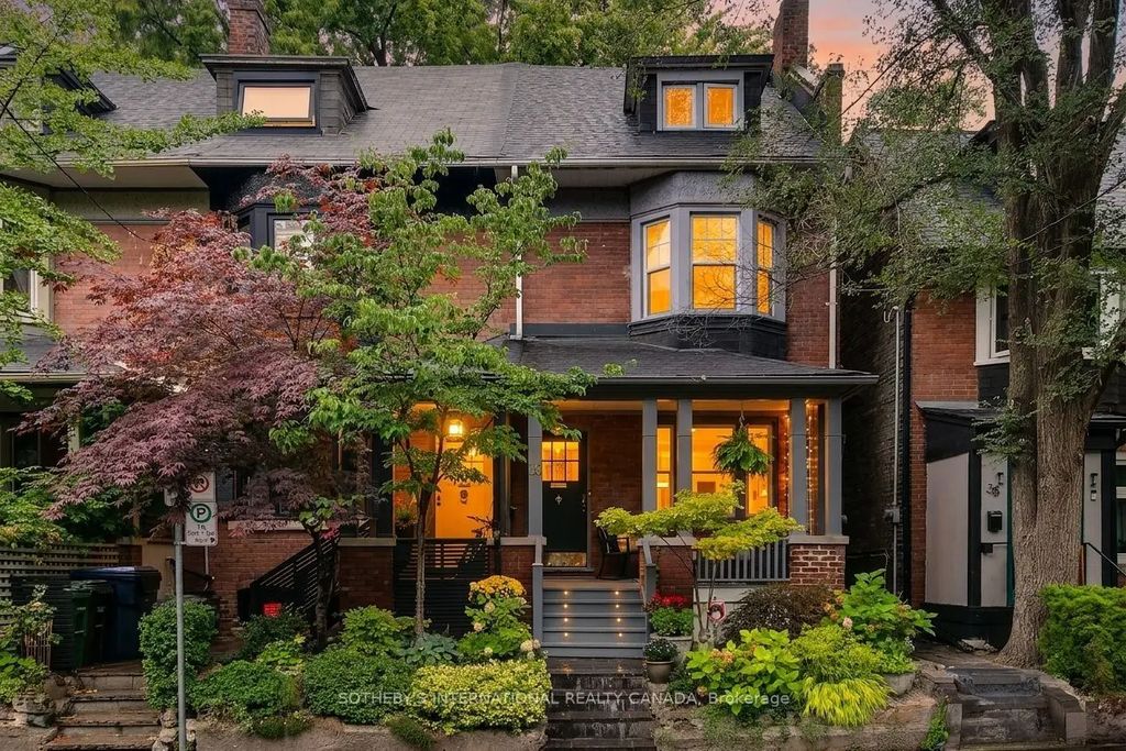 36 Aberdeen Avenue, Toronto C08