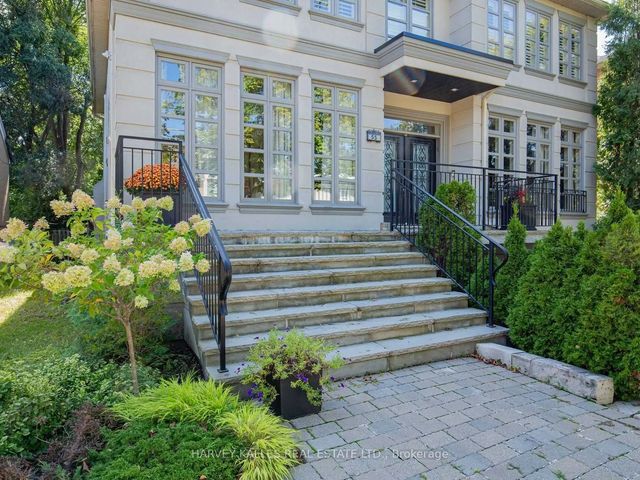 55 Viewmount Avenue, Toronto C04