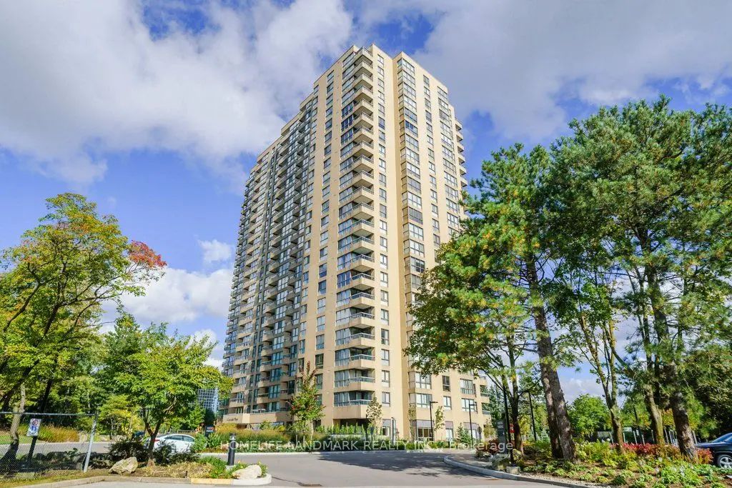 1 Concorde Place 306, Toronto C13