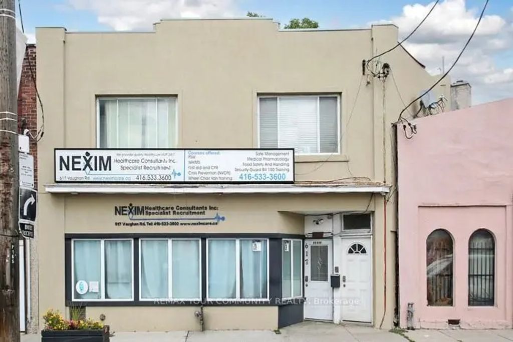 617 Vaughn Road, Toronto C03