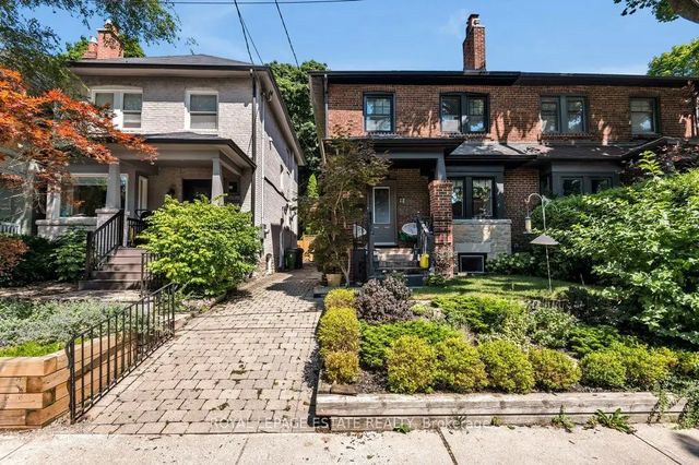17 Birdsall Avenue Lower, Toronto C03
