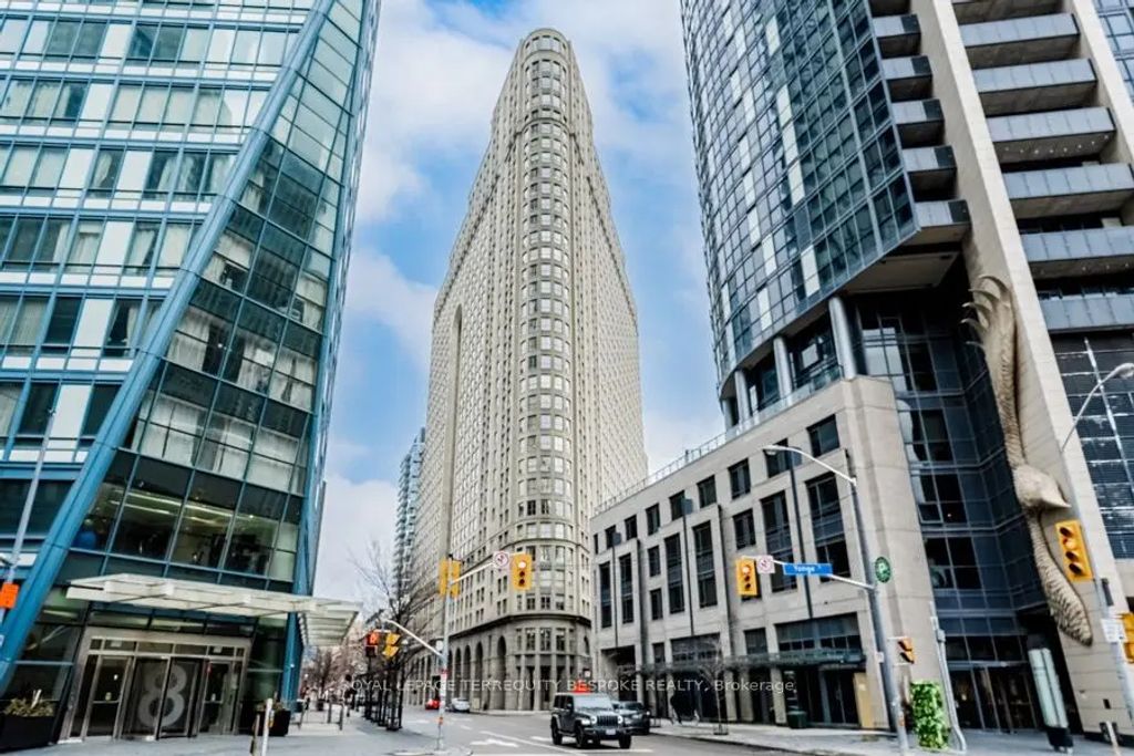25 The Esplanade N/a 1107, Toronto C08