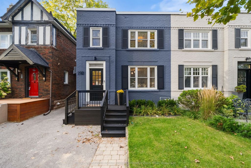 292 Broadway Avenue, Toronto C10