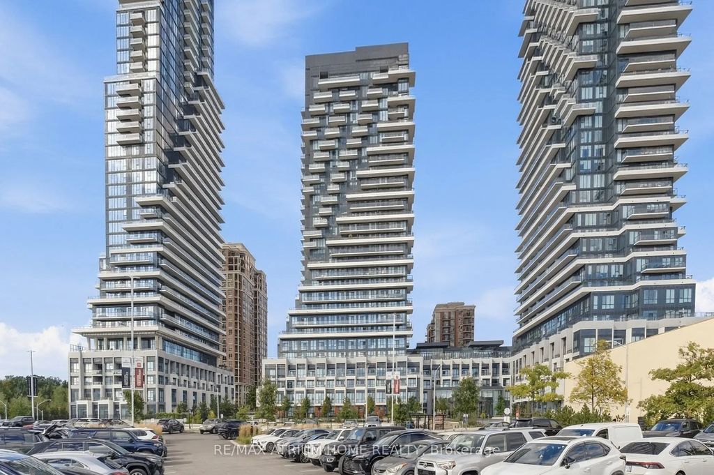 20 Inn On The Park Drive 1235, Toronto C13