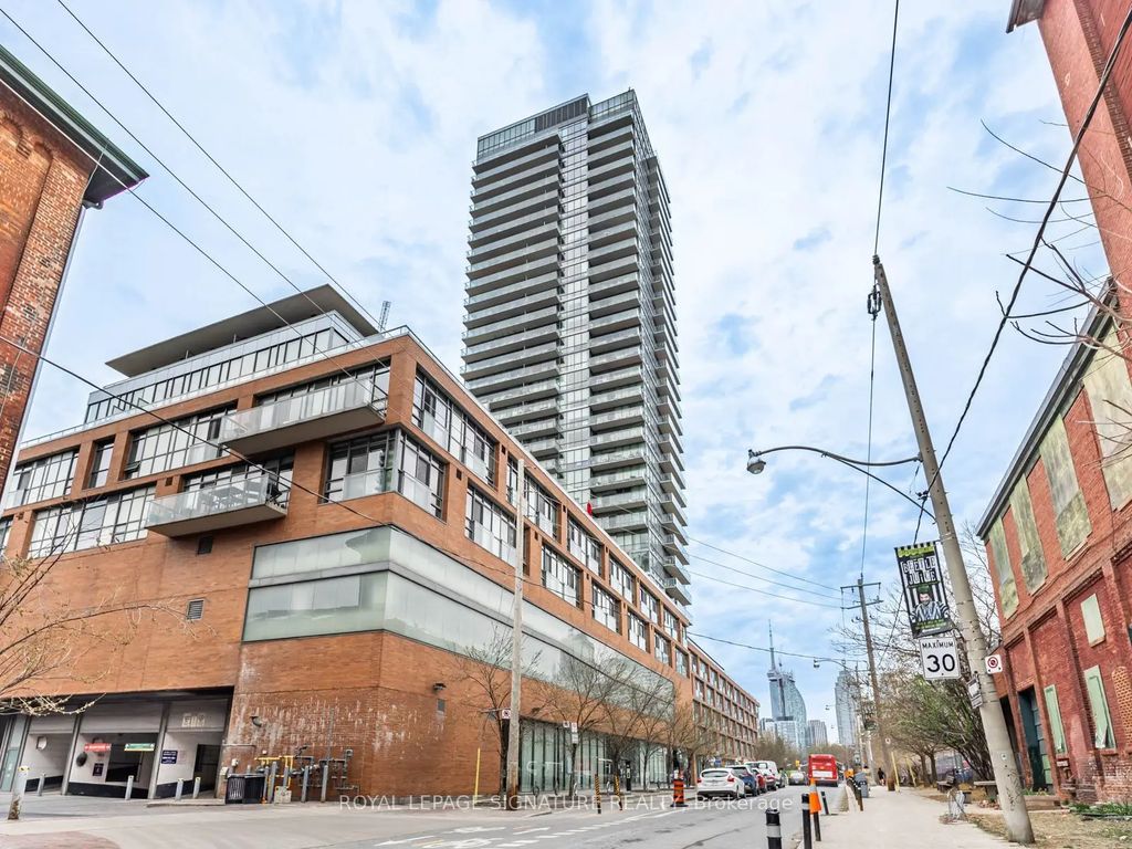 33 Mill Street 2406, Toronto C08