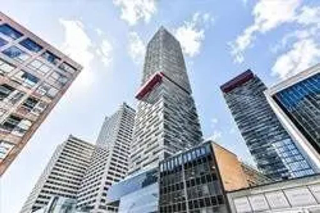 8 Eglinton Avenue E 5010, Toronto C10