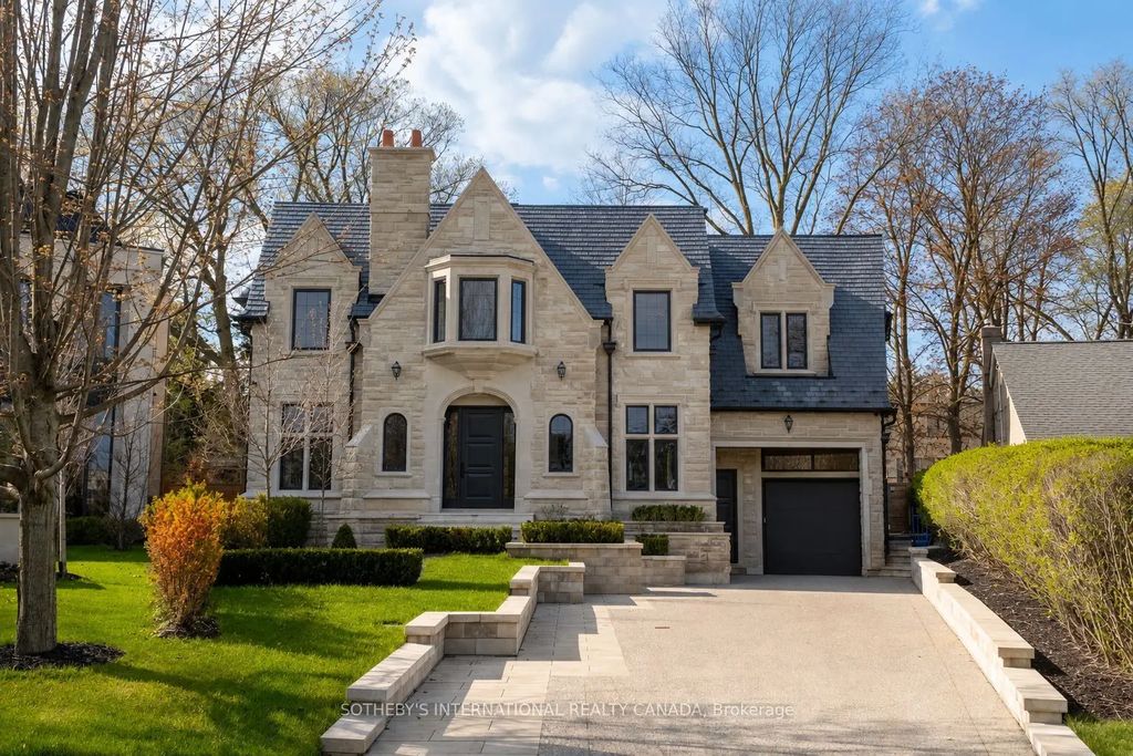 92 Arjay Crescent, Toronto C12