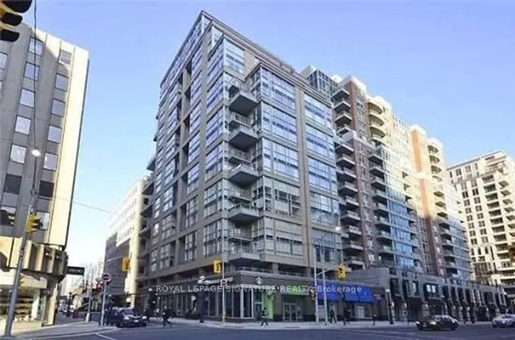 80 Cumberland Street 1705, Toronto C02