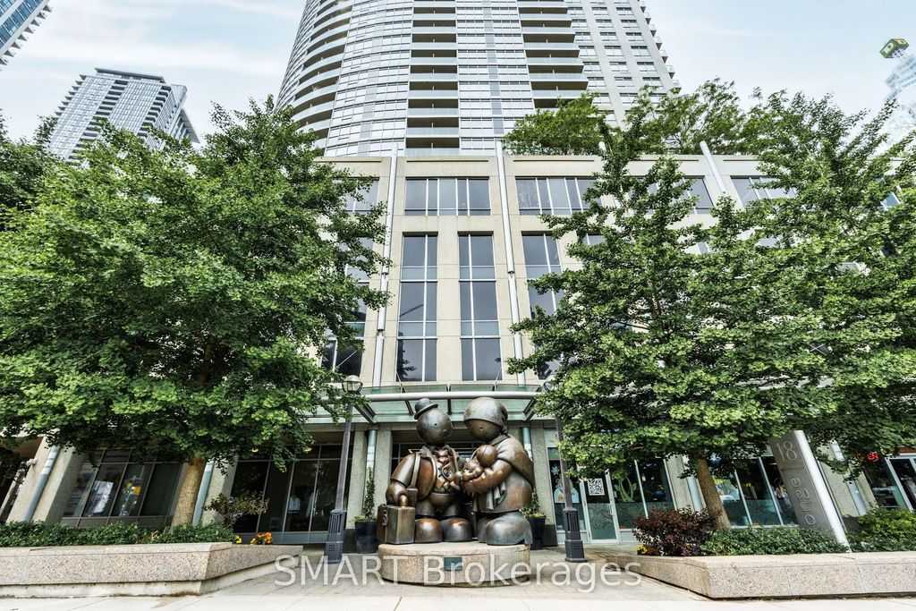 18 Yonge Street 713, Toronto C01