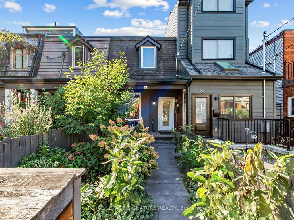 23 Gordon Street, Toronto C01