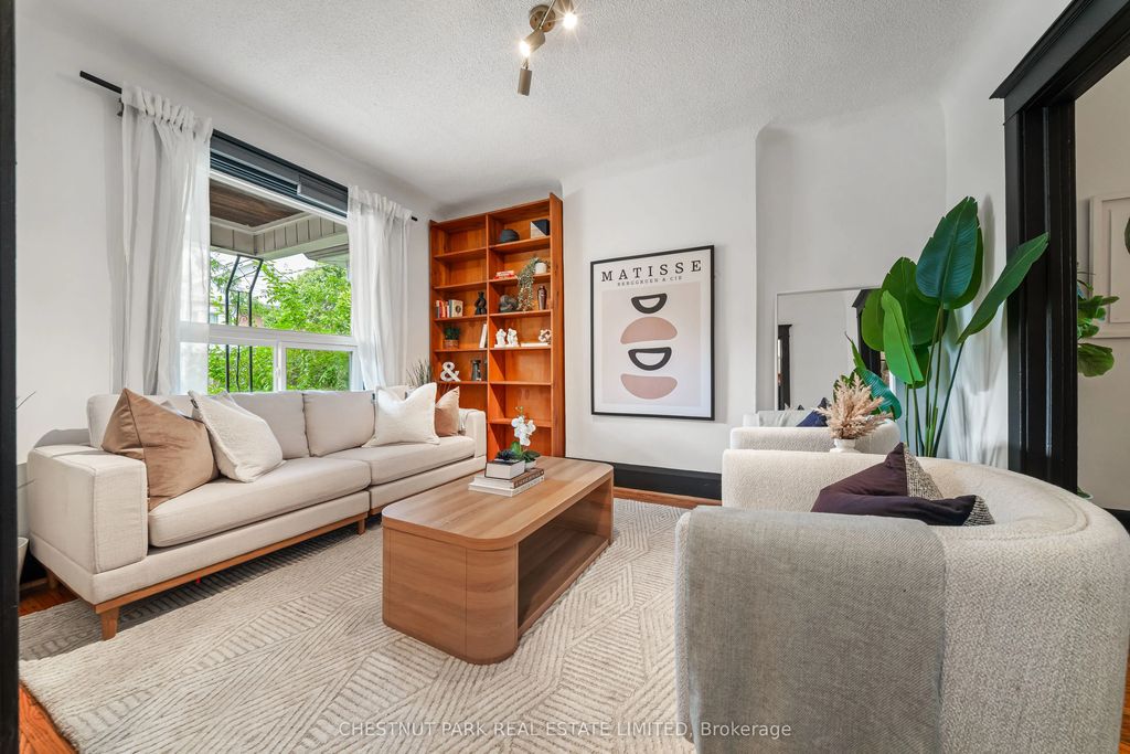 791 Manning Avenue, Toronto C02