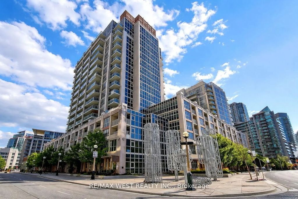 38 Grand Magazine Street 342, Toronto C01