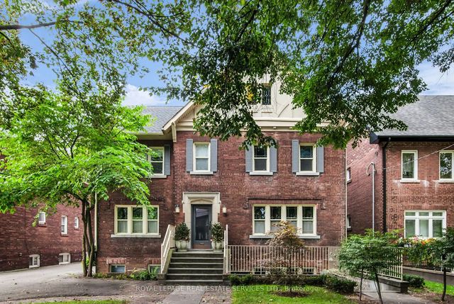 113 Chaplin Crescent 2nd Floor, Toronto C03