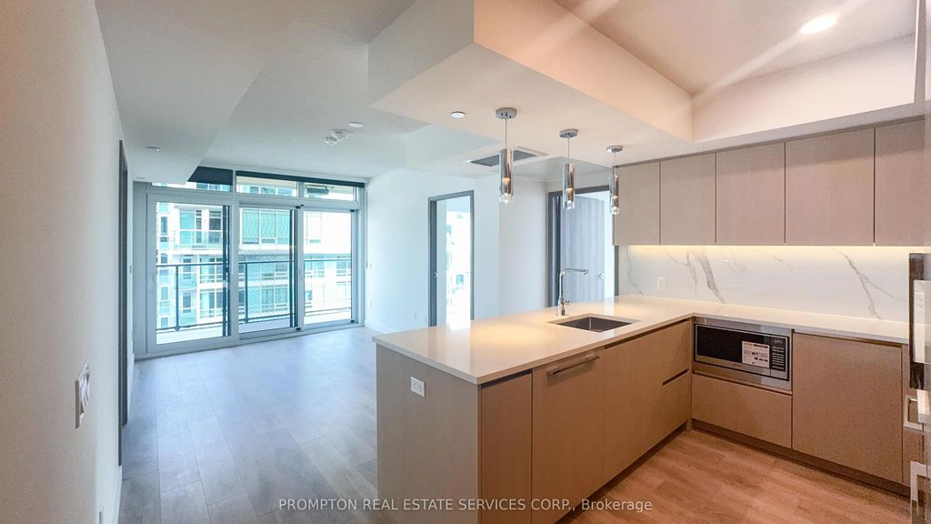 1 Concord Cityplace Way 3205, Toronto C01