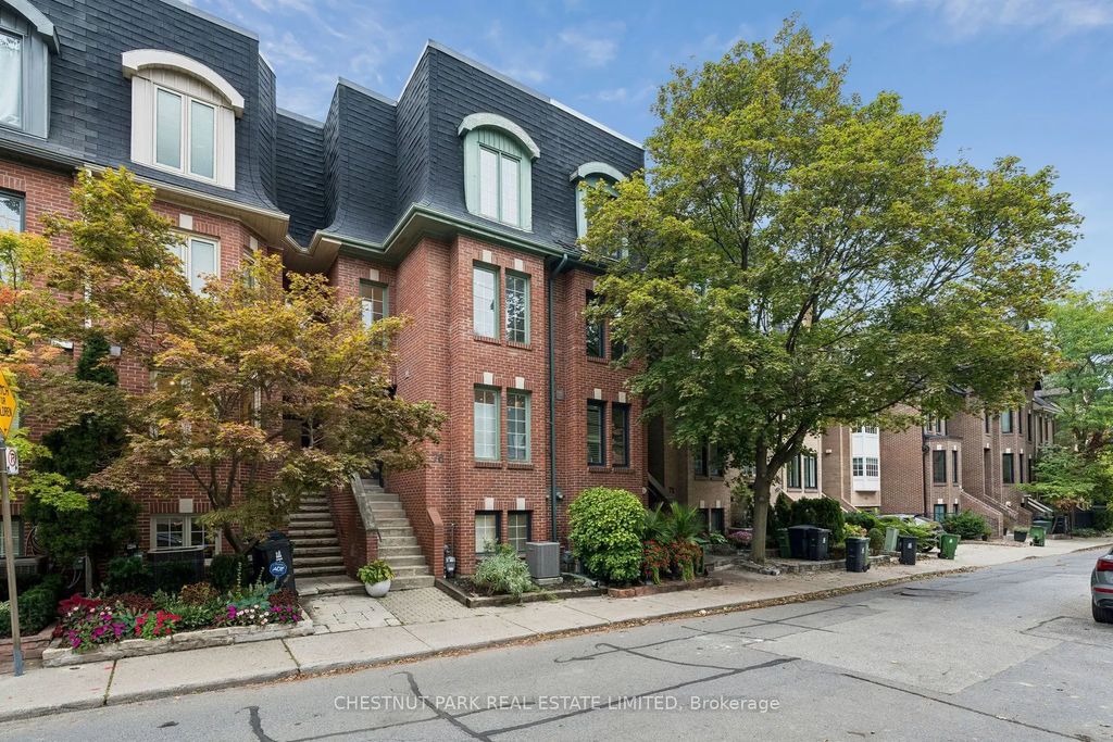 76 Alcorn Avenue, Toronto C02