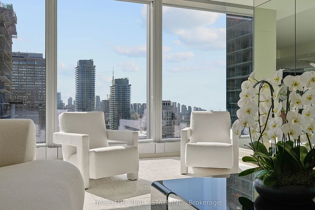 50 Yorkville Avenue 3203, Toronto C02