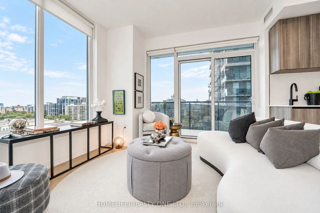 117 Broadway Avenue 1111, Toronto C10