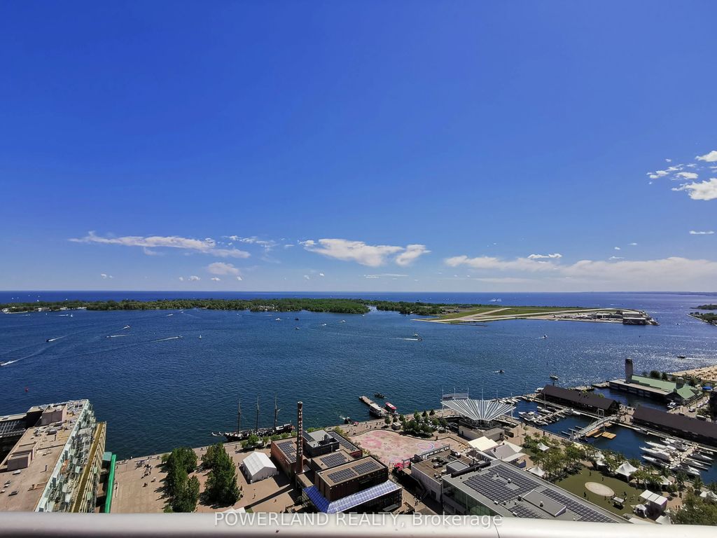 208 Queens Quay W 3307, Toronto C01