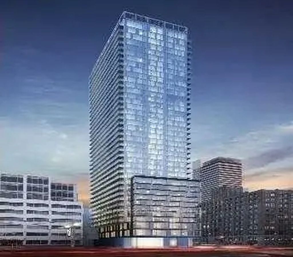 101 Peter Street 2002, Toronto C01