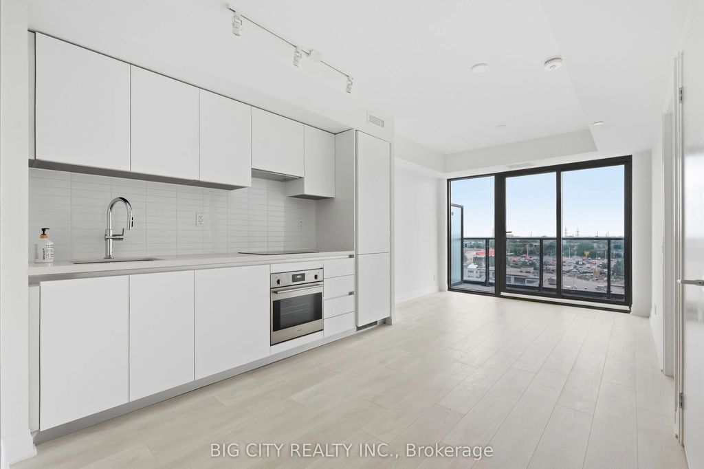 25 Frederick Todd Way 701, Toronto C11