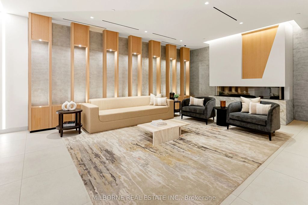 5 Defries Street 2305, Toronto C08